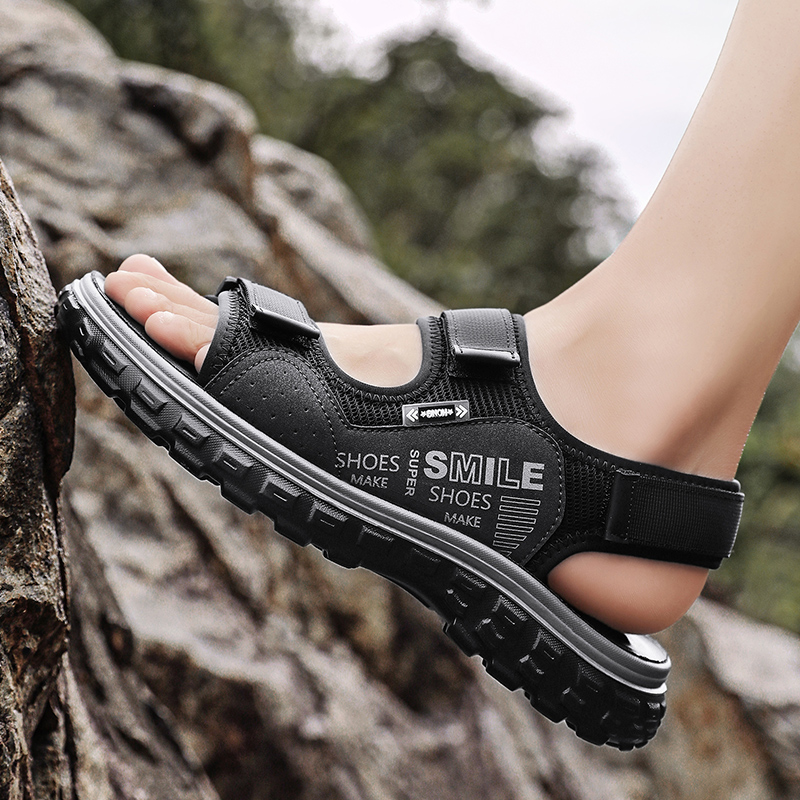 Sandálias Masculinas Novas de  - Men Shoes Velcro avaliação e preço
